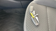 Nissan Juke 1.0 DiG-T N-Connecta 5dr Petrol Hatchback